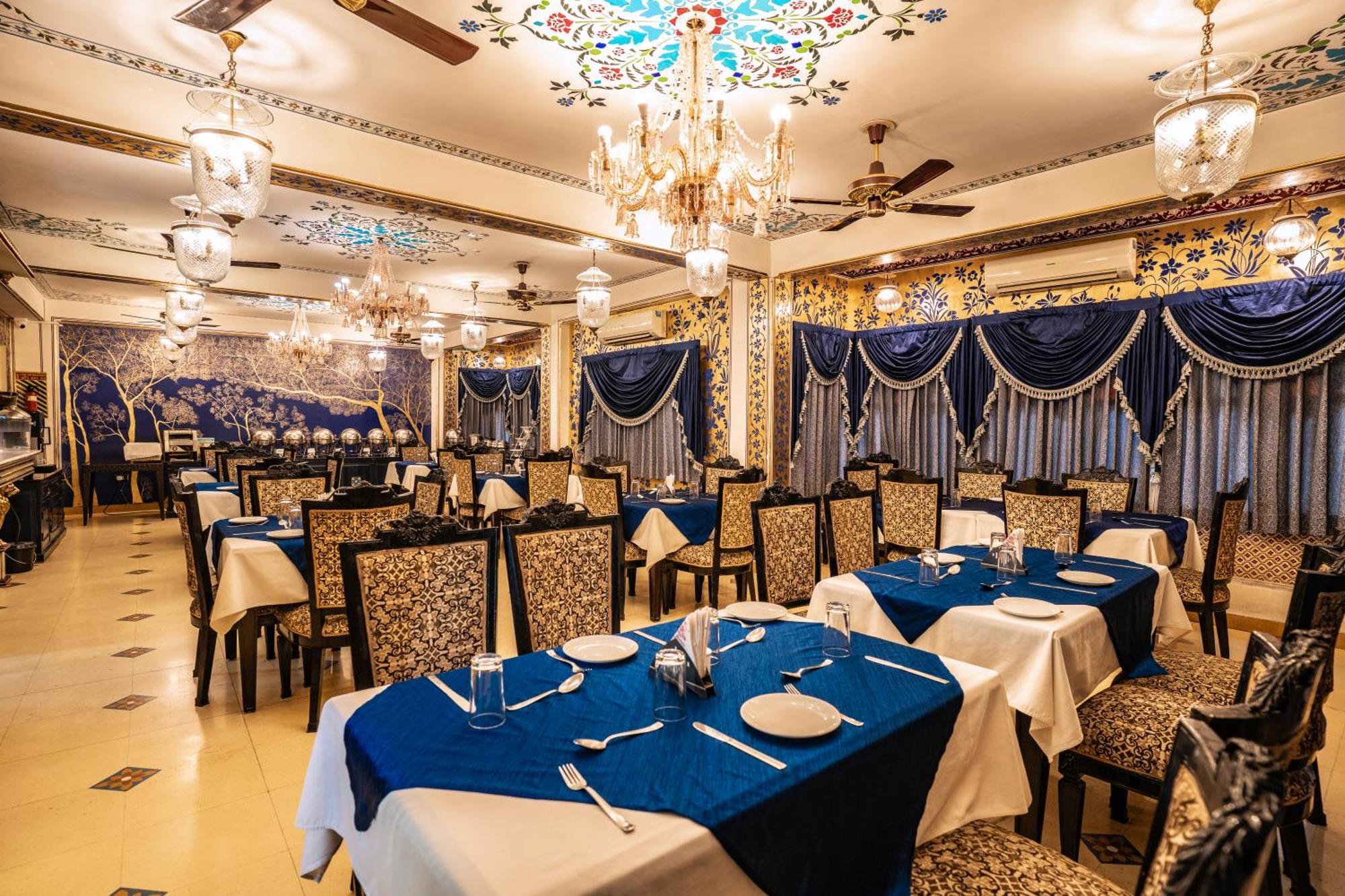 Umaid Bhawan - A Heritage Style Boutique Hotel Jaipur Exteriör bild